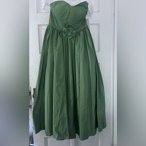 Mac Duggal Vibrant Green Strapless midi Dress